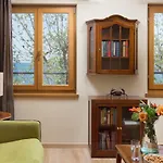 Valdibora Sea View Residence